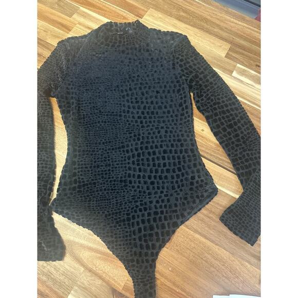 Guess Cindy Croc Mesh Bodysuit Womens Small Black - Picture 2 of 5